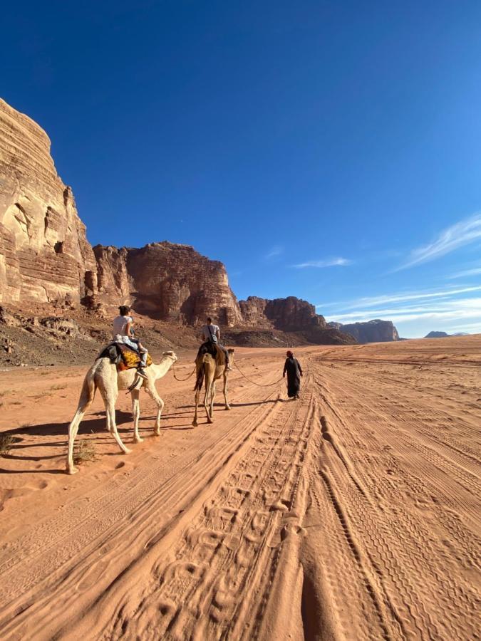 Wadi Rum 4x4 Jeep Tour&Camp Bagian luar foto