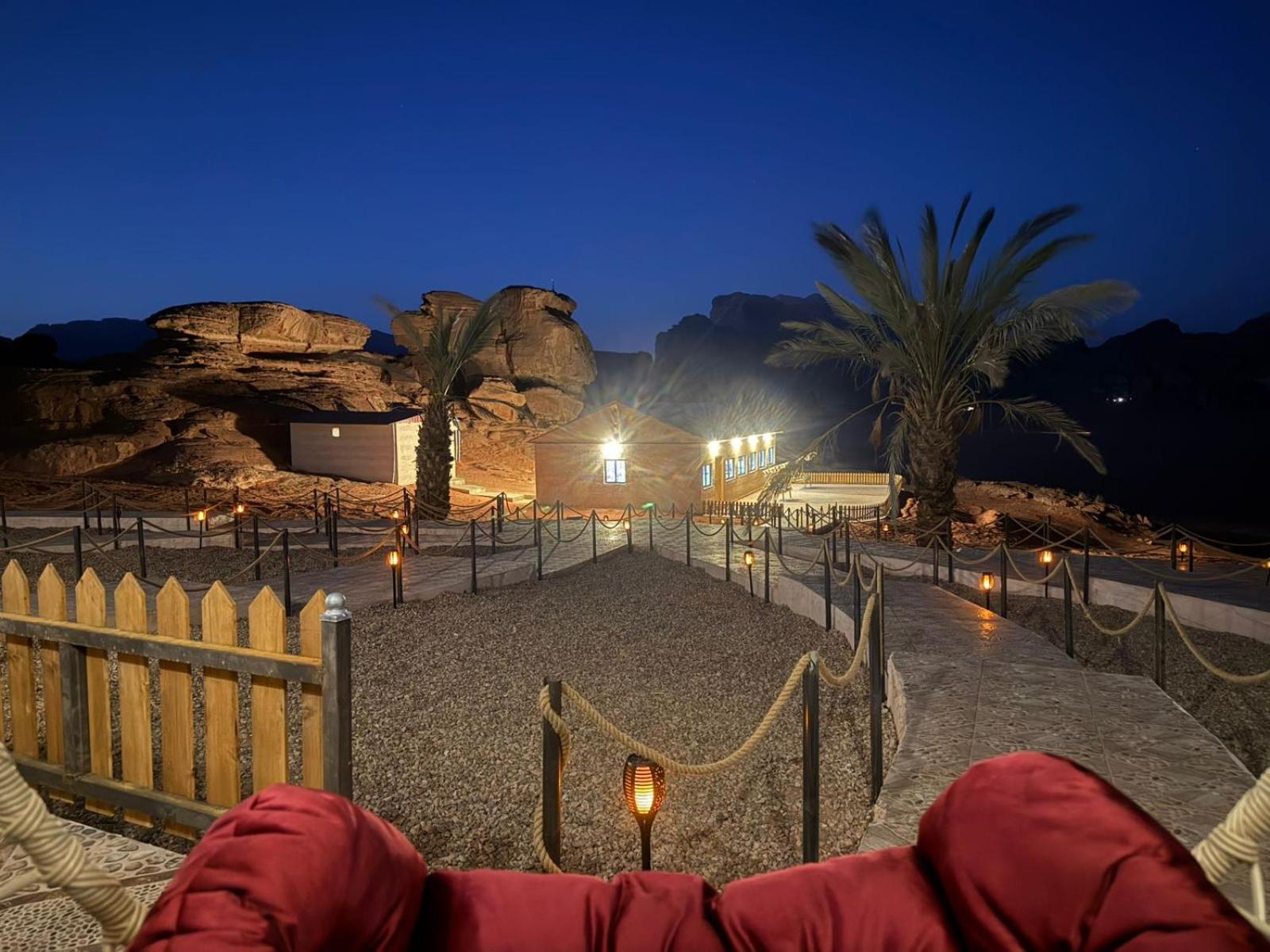 Wadi Rum 4x4 Jeep Tour&Camp Bagian luar foto
